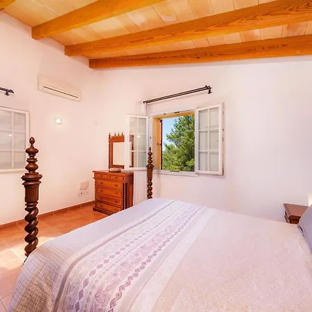 Maria Villa Manacor (Mallorca)